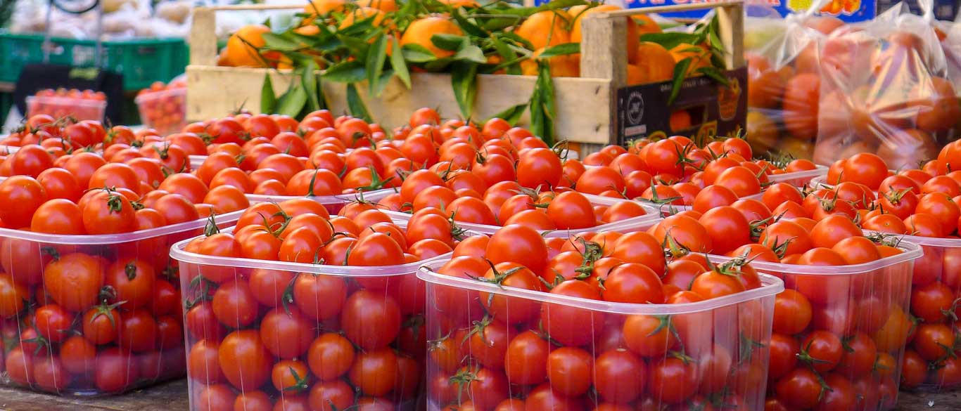 tomatoes at market